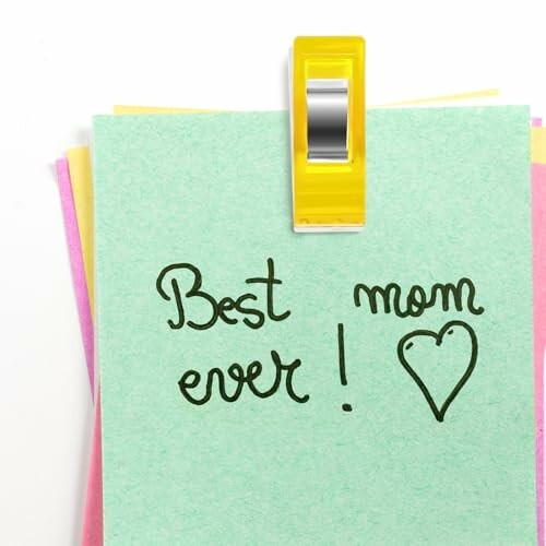 Note saying 'Best mom ever!' with a heart